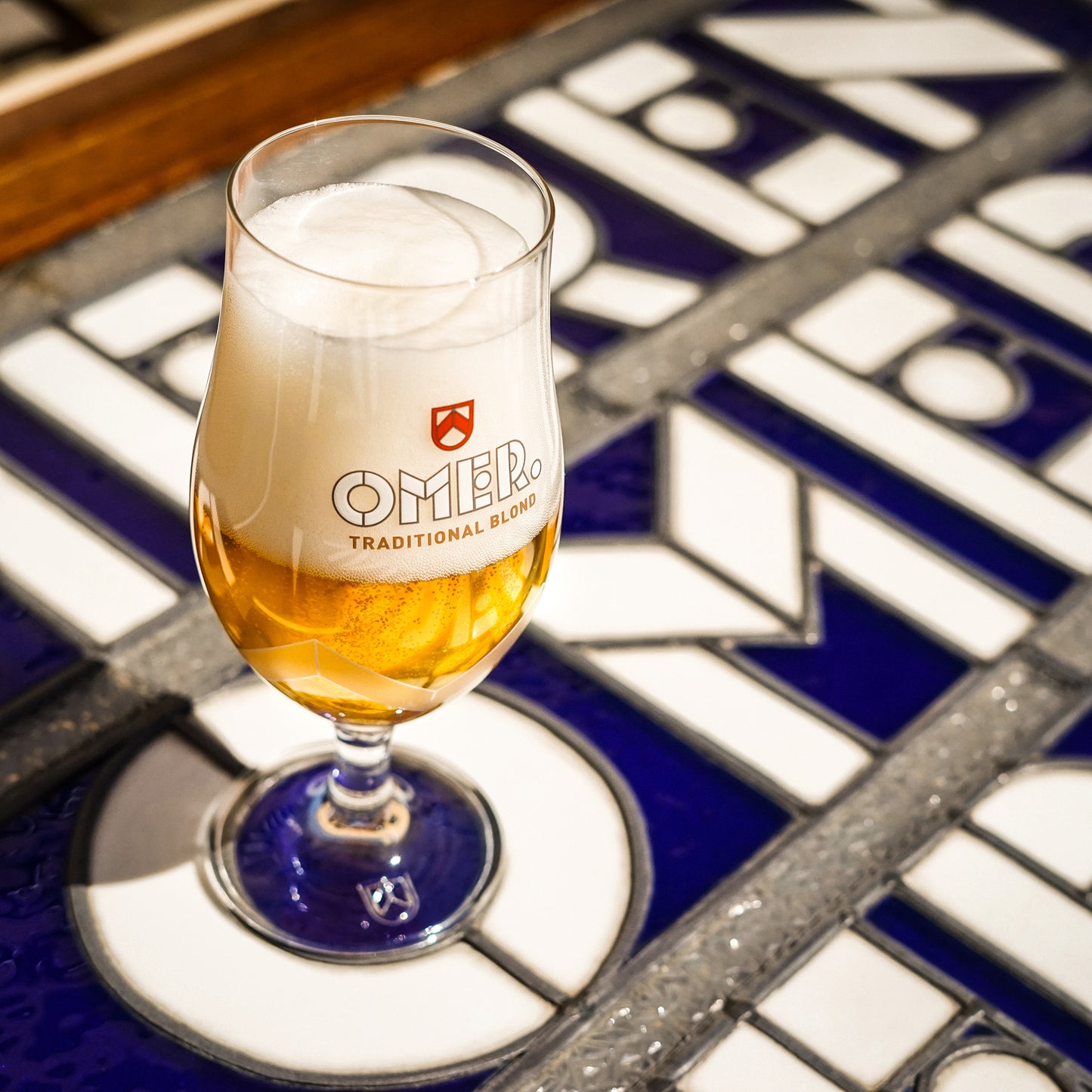 Origineel OMER. Traditional Blond glas 33cl in doosje